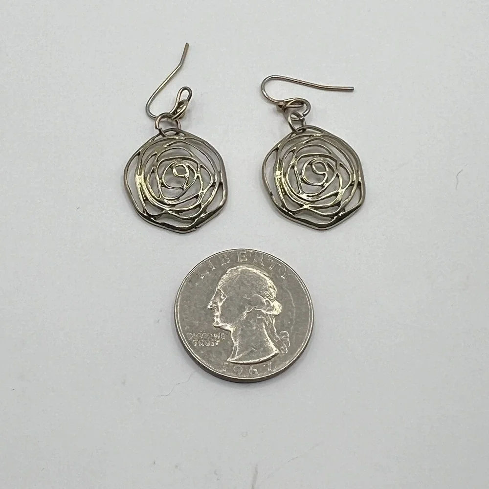 Pierced Earrings Rose Flower Silver Tone Hook Wire‎ Dangle Drop